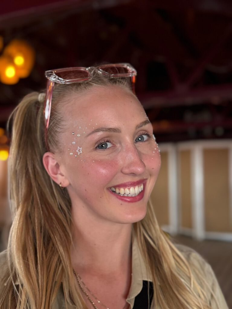 Festival glitters